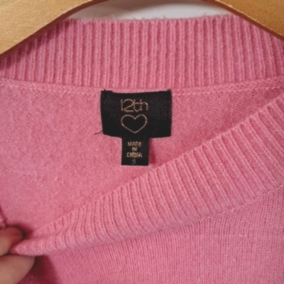 Faux Fur Fuzzy Shoulder Statement Soft Pink Soft Sweater Oversized 12th Heart - Picture 4 of 9